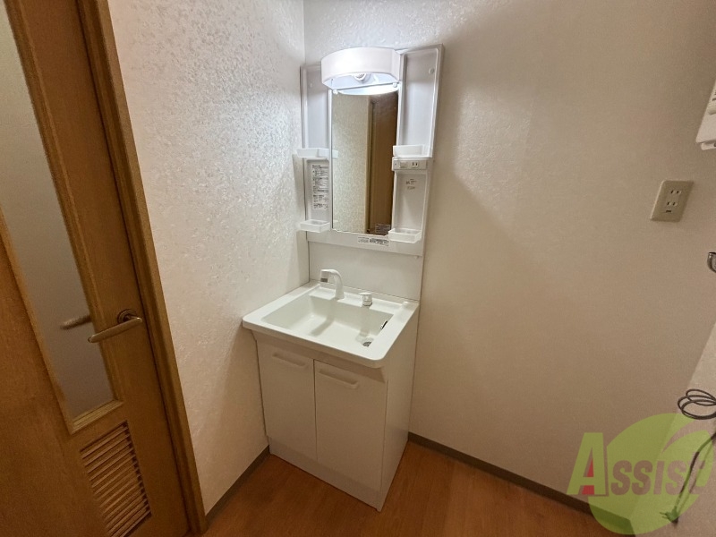 洗面設備　こちらには洗面化粧台が新設予定です！朝の支度はばっちりです！