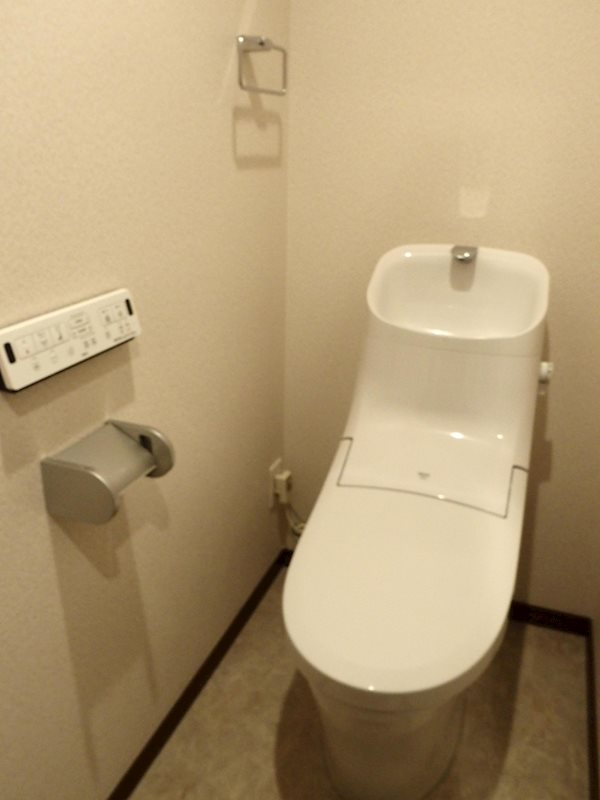 トイレ　参考写真