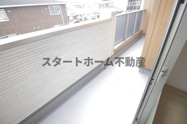 バルコニー　バルコニーがあります