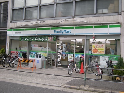 コンビニ　ファミリーマート 豊崎二丁目店（コンビニ）まで209m