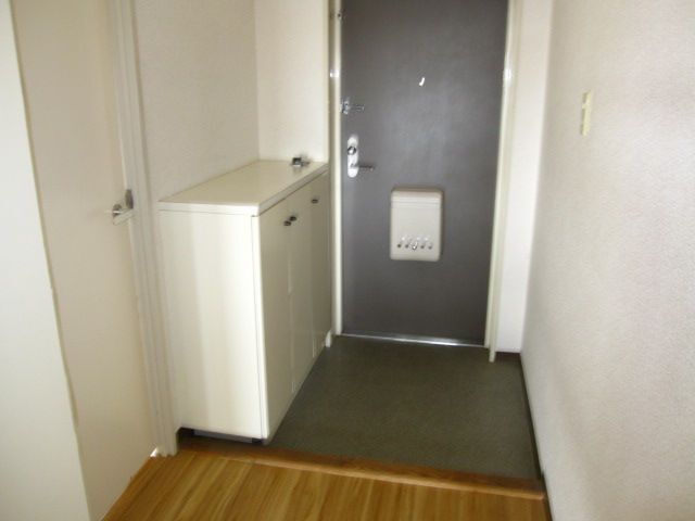 玄関　別号室の参考写真