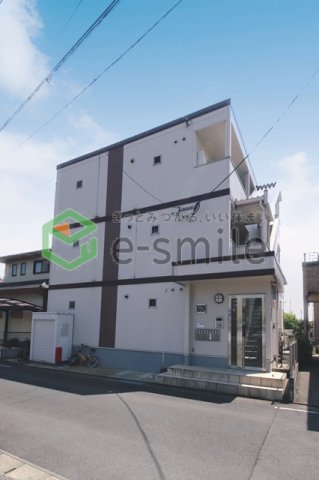 建物外観　外観は落ち着いています
