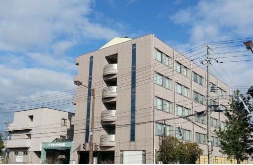 病院　とやの中央病院（病院）まで750m