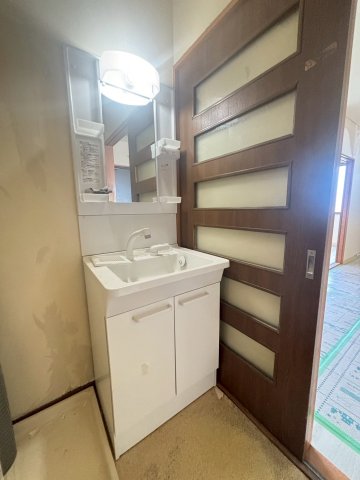 洗面設備　現在、リフォーム中となります。