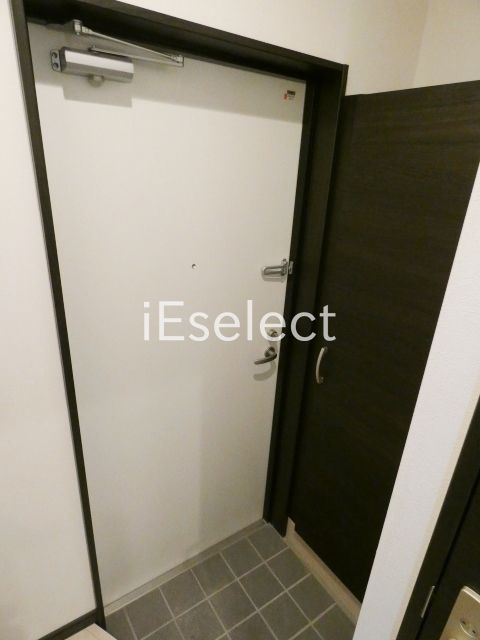 玄関　シューズボックス付きです。
