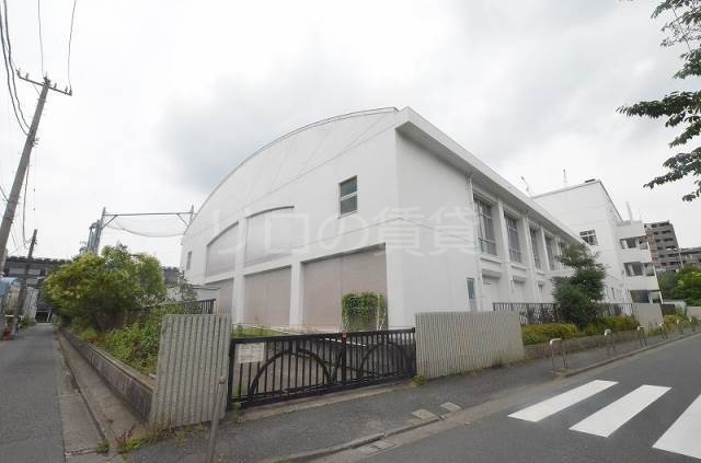 高校・高専　八潮高校（高校・高専）まで240m