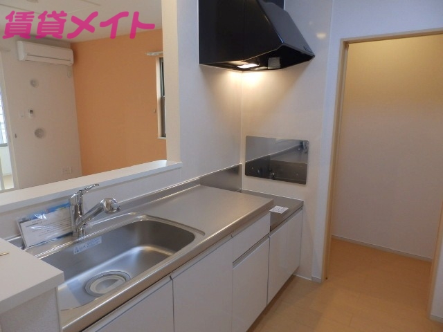 キッチン　同型別部屋参考写真です