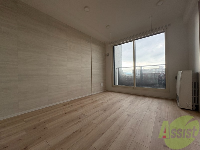 居室・リビング　広くてキレイなお部屋が広がっていて、充実した生活が送れそう。