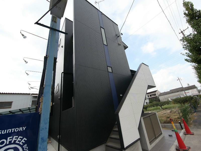 建物外観　外観　デザイナーズ　光インターネット無料