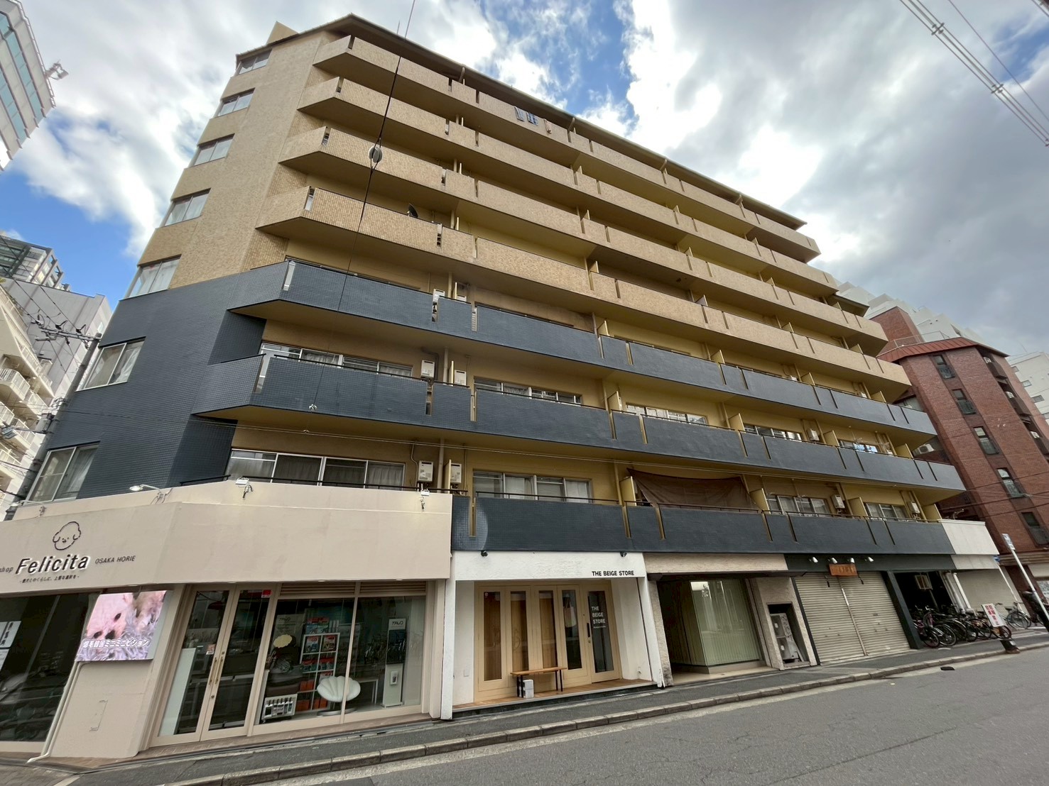 建物外観