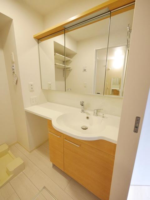 洗面設備　※別号室の写真参照