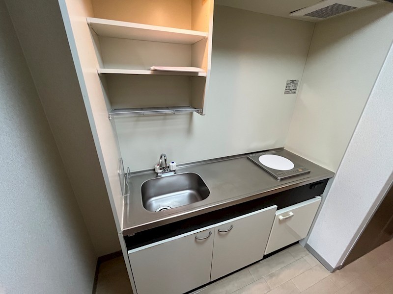 キッチン　電気コンロ１口付