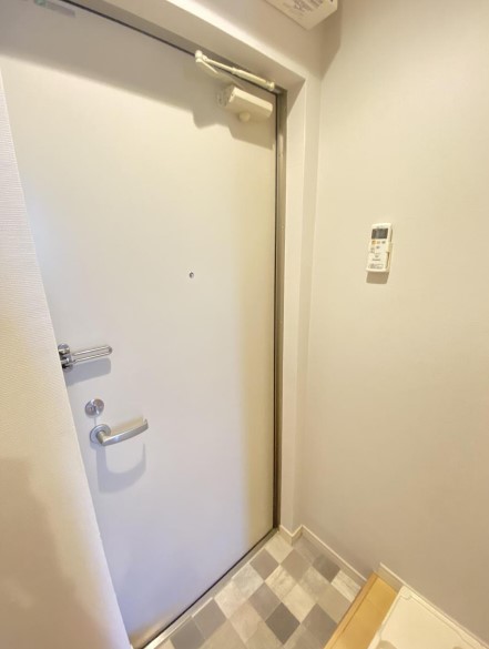 玄関　同建物別部屋参考