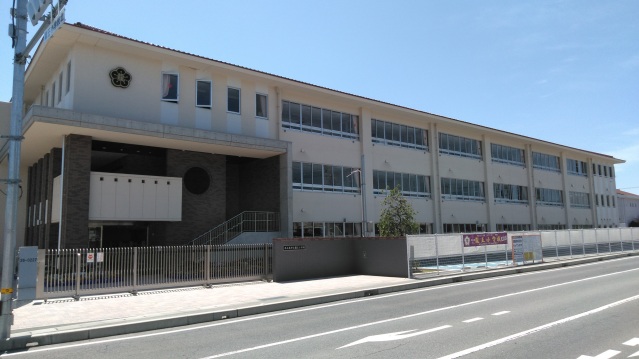 小学校　東広島市立龍王小学校（小学校）まで691m