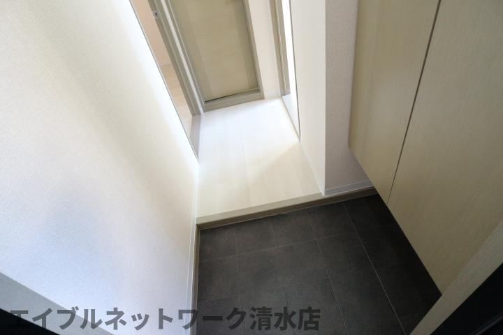 玄関　ゆったりとした玄関です
