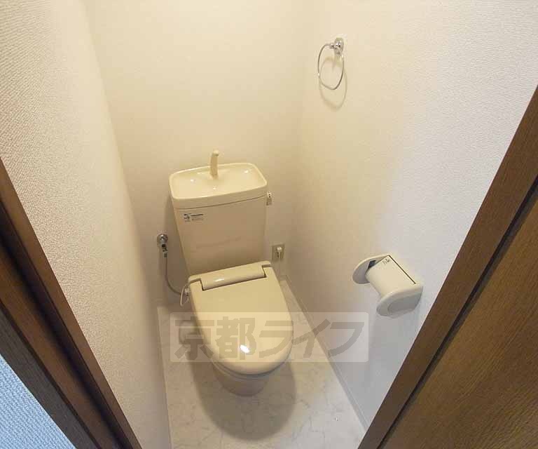 トイレ　ウォームレットトイレです
