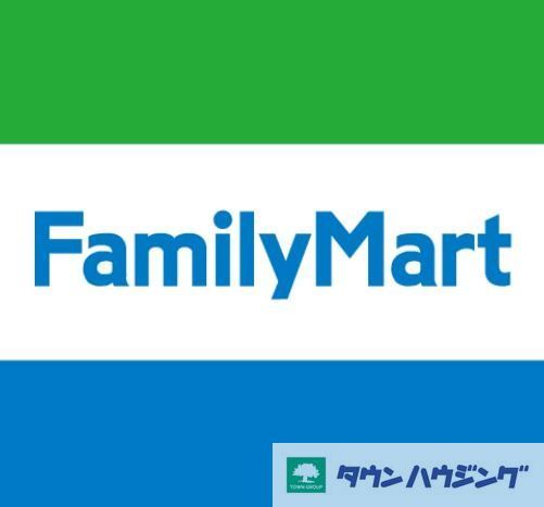 コンビニ　ファミリーマート四谷三丁目駅前店（コンビニ）まで300m