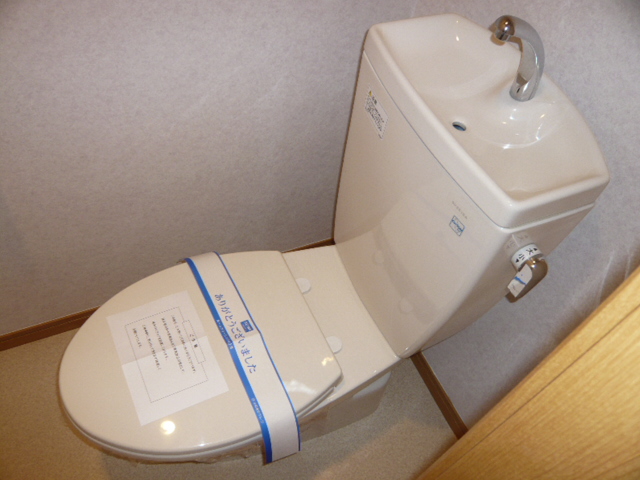 トイレ　別の部屋の写真です