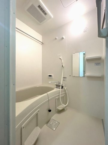 地下鉄今里筋線 だいどう豊里駅 徒歩4分 3階建 築1年の風呂写真