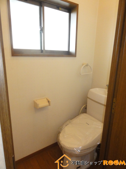 ＪＲ鹿児島本線 西牟田駅 徒歩16分 2階建 築31年のトイレ写真