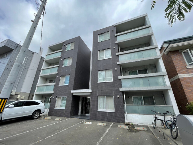 建物外観　札幌市中央区北七条西「Ｄｉｏｇｒａｃｉａ　Ｓｏｅｎ」