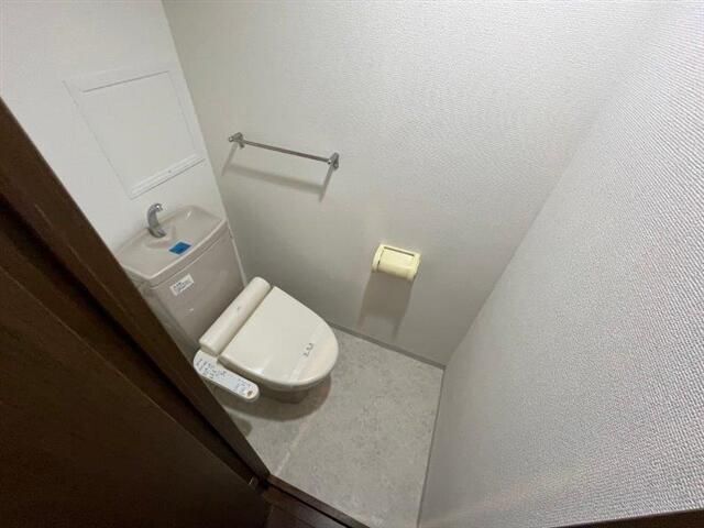 トイレ　コンパクトで使いやすいトイレです