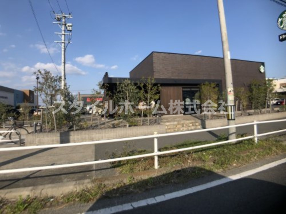 飲食店　スターバックス コーヒー 豊川正岡店（飲食店）まで991m