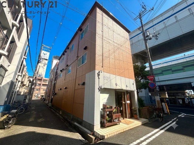 建物外観　敷地内駐輪場あり！