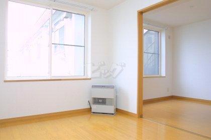 眺望　窓が大きく明るいお部屋です♪