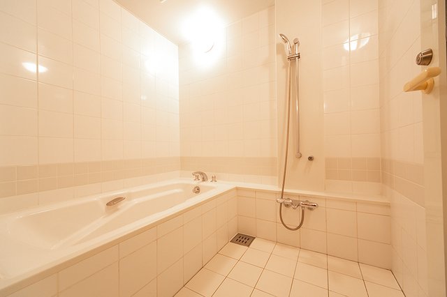 バス・シャワールーム　バス※別部屋参考写真