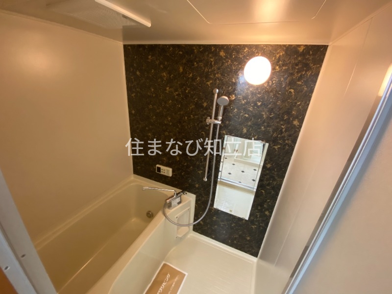 バス・シャワールーム　同型別部屋写真