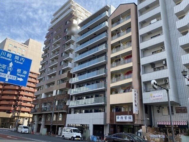 建物外観　外観タイル張りです