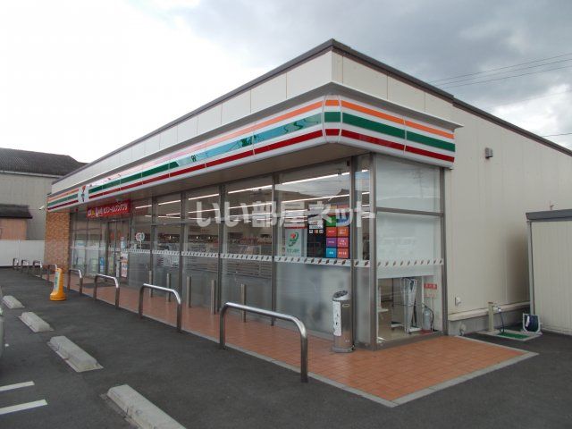 コンビニ　セブンイレブン 名張瀬古口店（コンビニ）まで222m