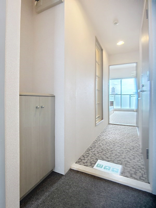 玄関　※他部屋参照