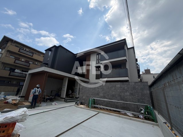 建物外観　ココルトリシア　外観