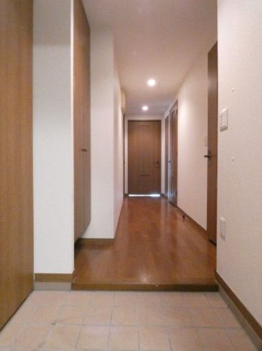 玄関　別タイプ部屋　参考写真です