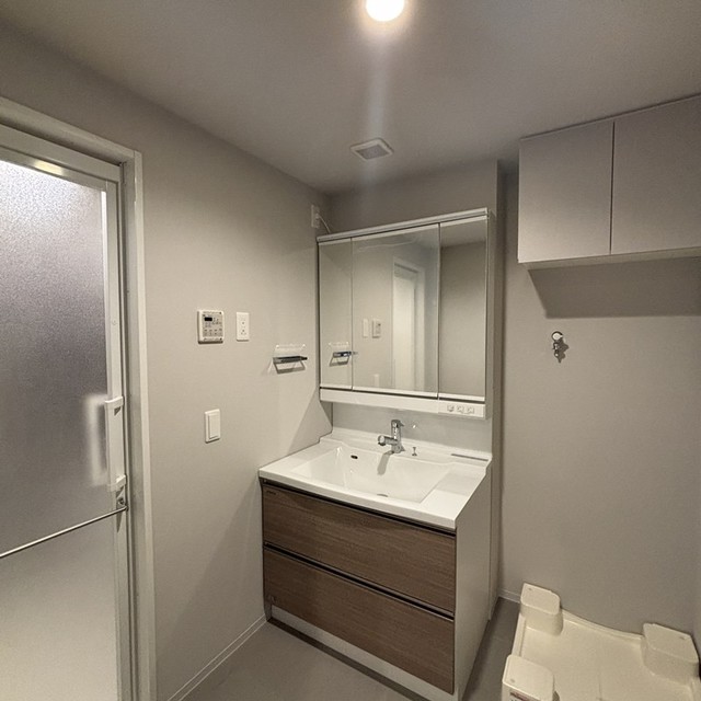 洗面設備　※写真は同タイプ住戸です。