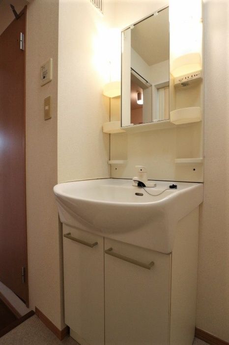 トイレ　落ち着いたトイレです