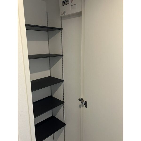 SHU RESIDENCE菊水の内装写真