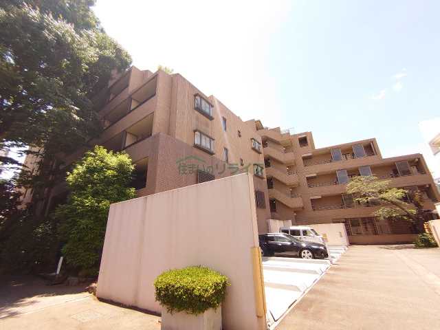 建物外観　リライフ下北沢店