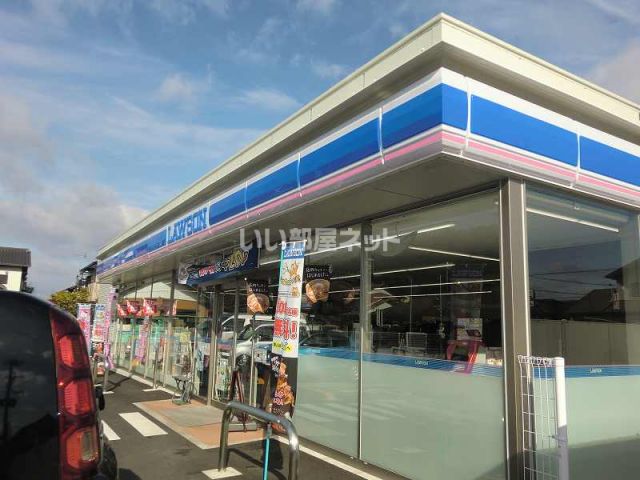 コンビニ　ローソン関西本郷通店（コンビニ）まで394m