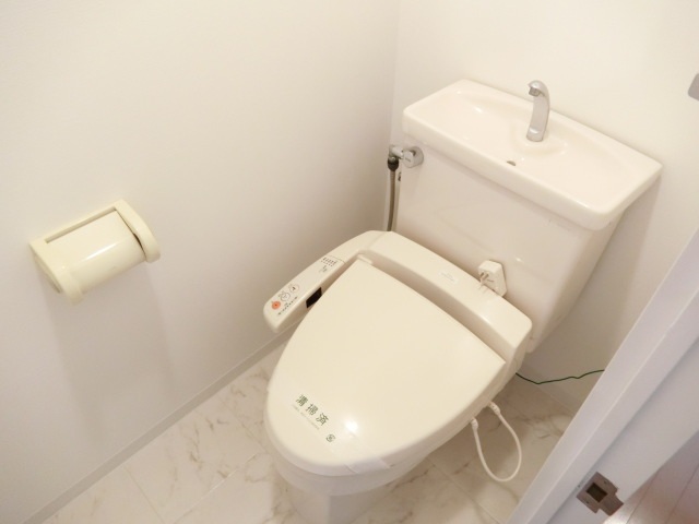 トイレ　ウォシュレット