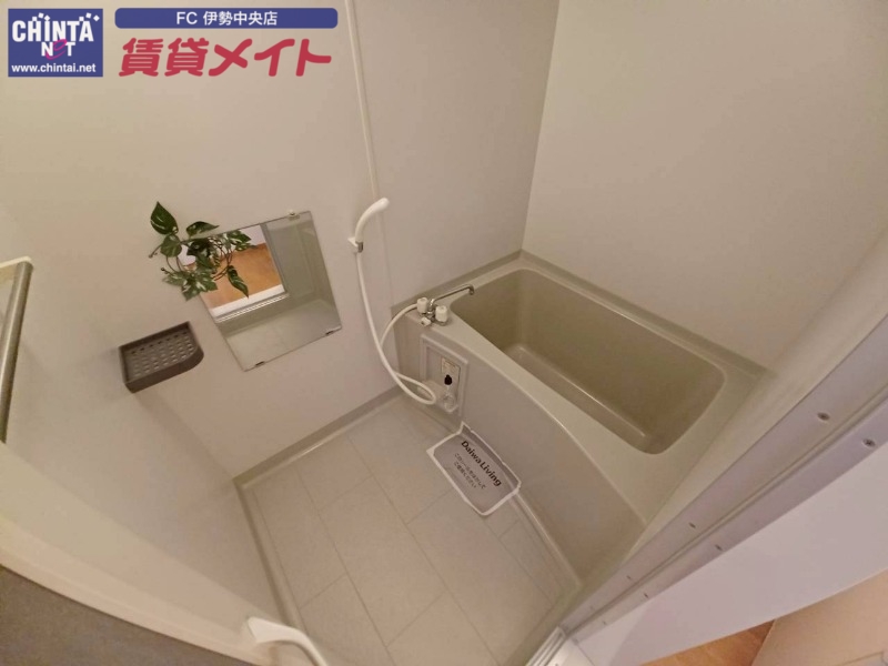 Court Romanの風呂写真