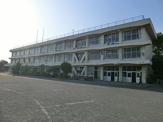 小学校　滝合小学校（小学校）まで158m