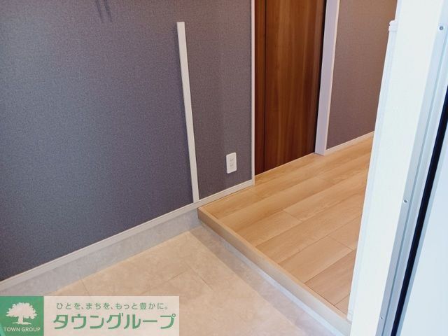 ＪＲ川越線 武蔵高萩駅 徒歩5分 3階建 築2年の玄関写真
