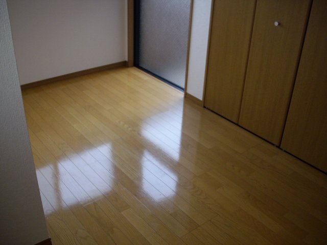その他部屋・スペース　清潔感のあるフローリングのお部屋です