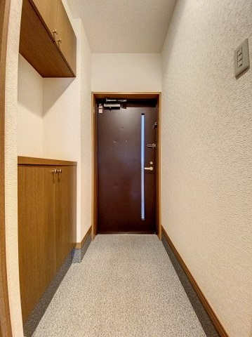 玄関　シューズボックスのある玄関