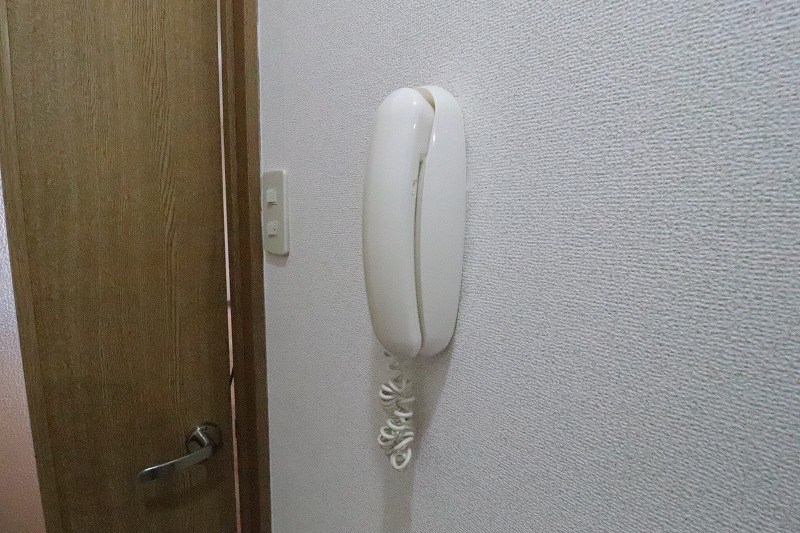 セキュリティ　退去予定のため別部屋写真使用