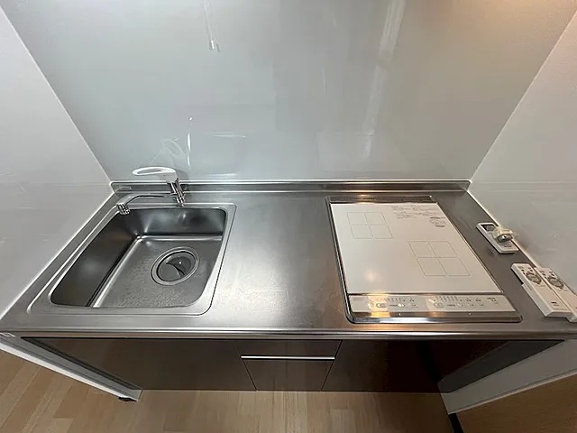 キッチン　※同建物の別のお部屋の写真です。