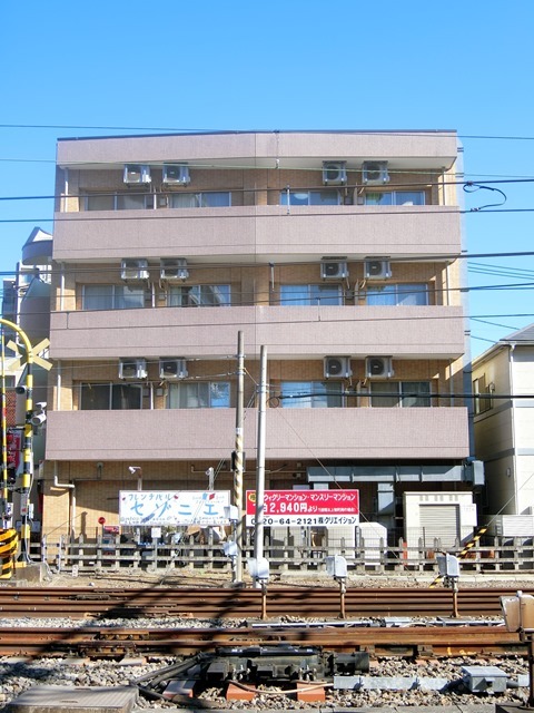 建物外観　宮原駅まで徒歩３分。通勤、通学にも便利で．．．
